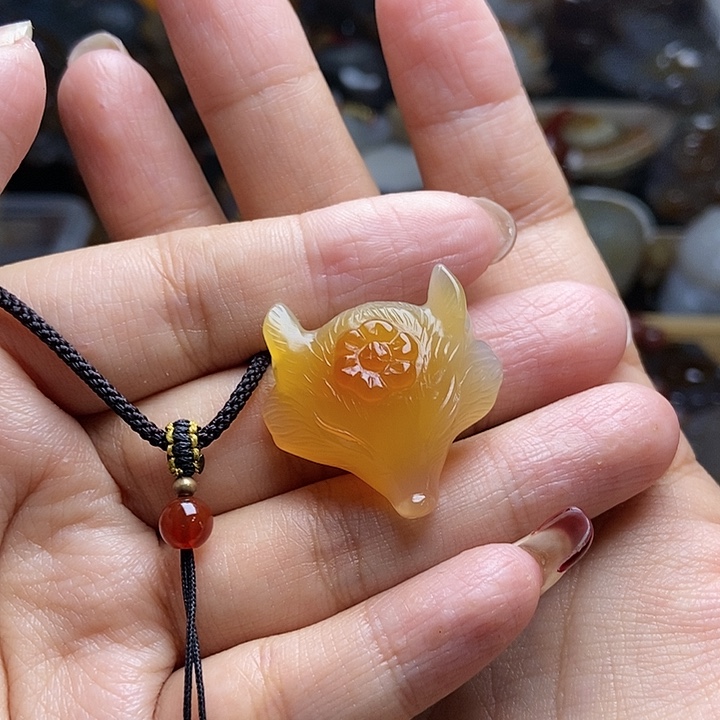 玛瑙/玉髓颈饰未镶嵌天*