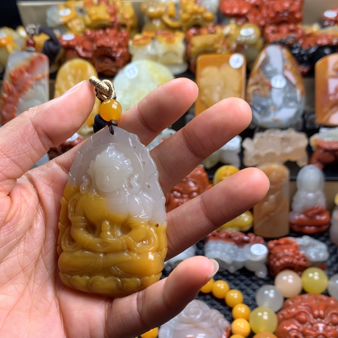 石英质玉（黄龙玉）挂件未镶嵌