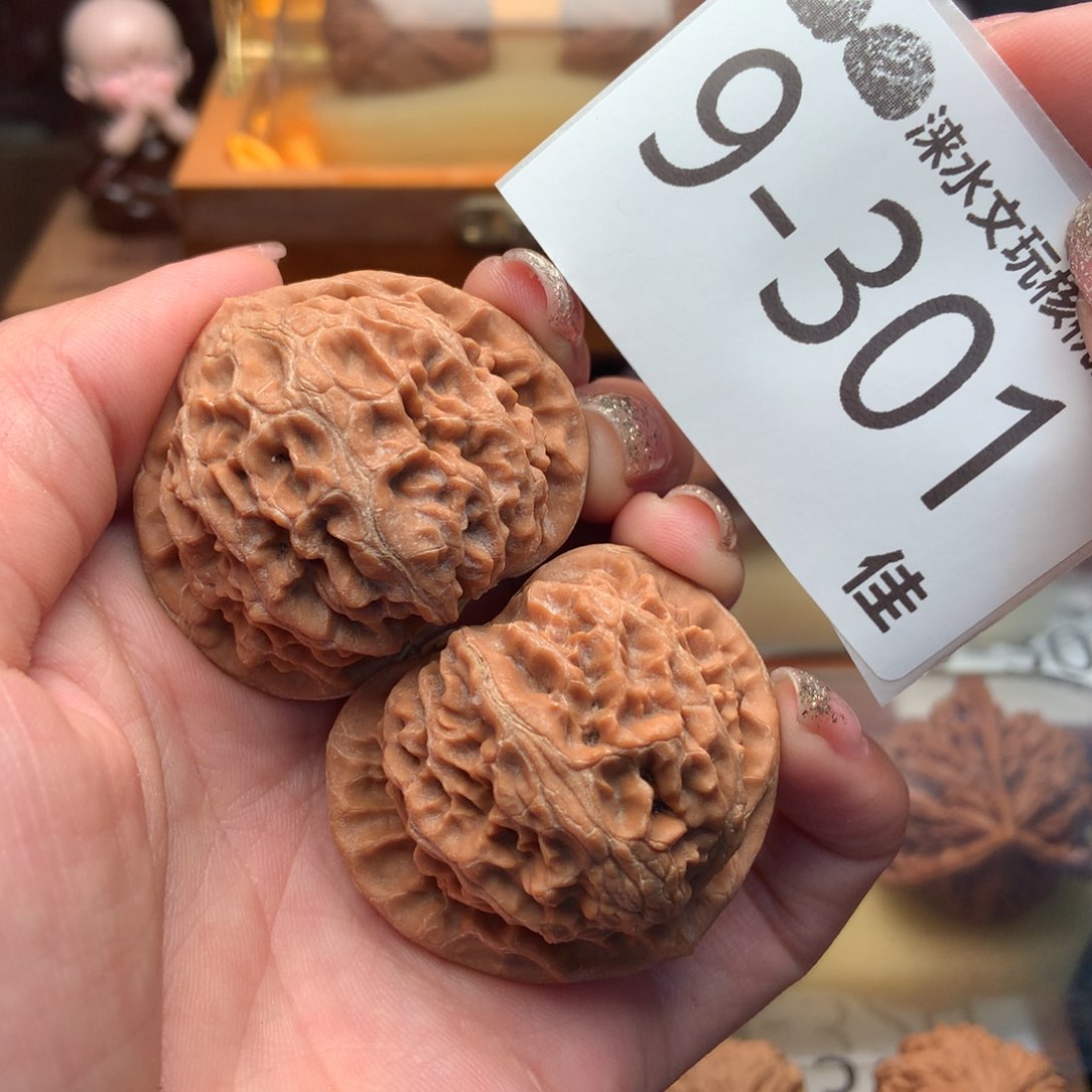 文玩核桃把件42宫灯