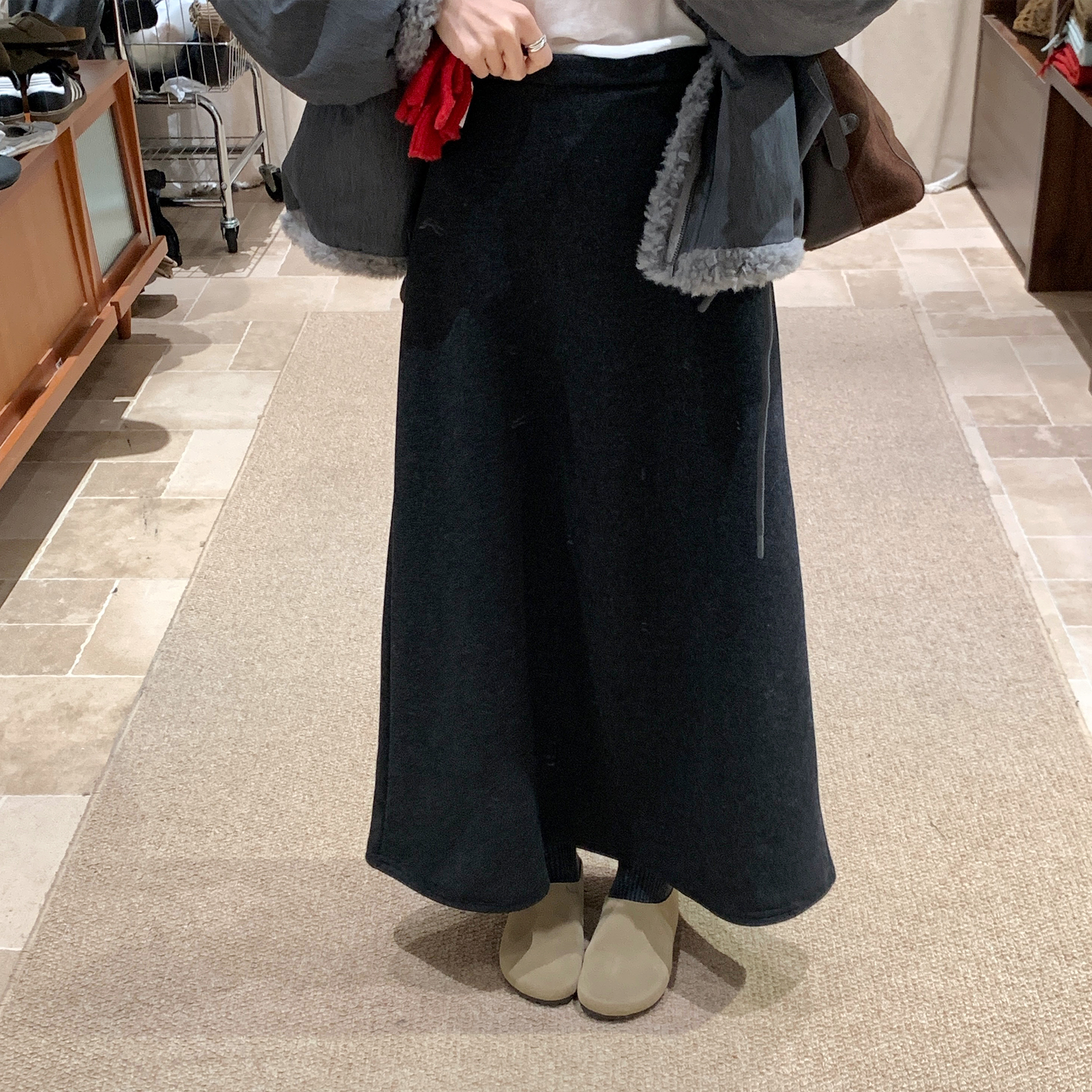 韩系深灰醋酸羊毛加绒半身裙女2025秋冬新款高腰显瘦中长裙