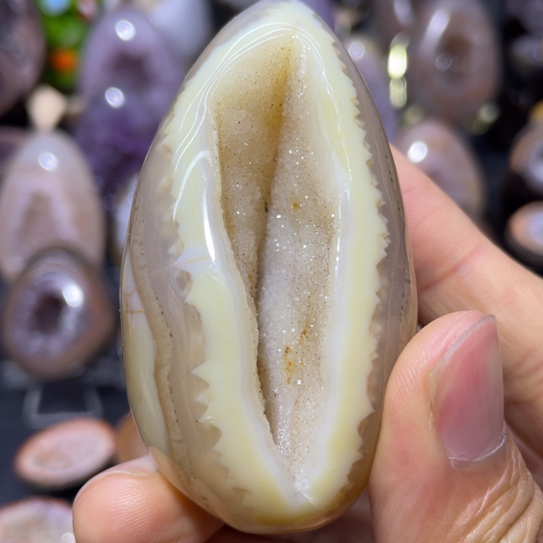 水晶大型摆件未镶嵌
