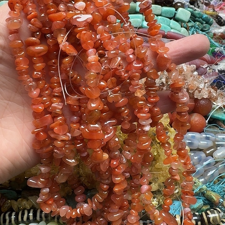 玛瑙/玉髓未镶嵌珠宝半成品一条南红碎石毛衣链