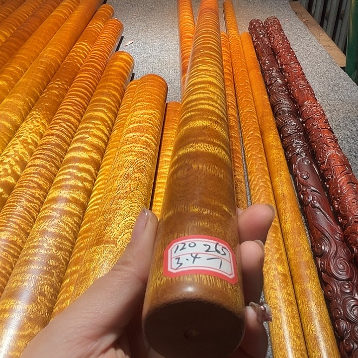 两***！木料加工设备制造