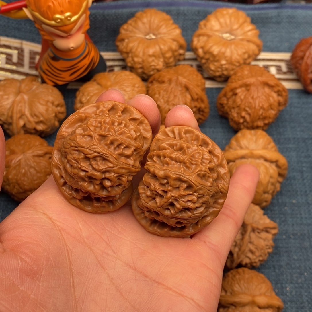 文玩核桃把件小**仙42宫灯