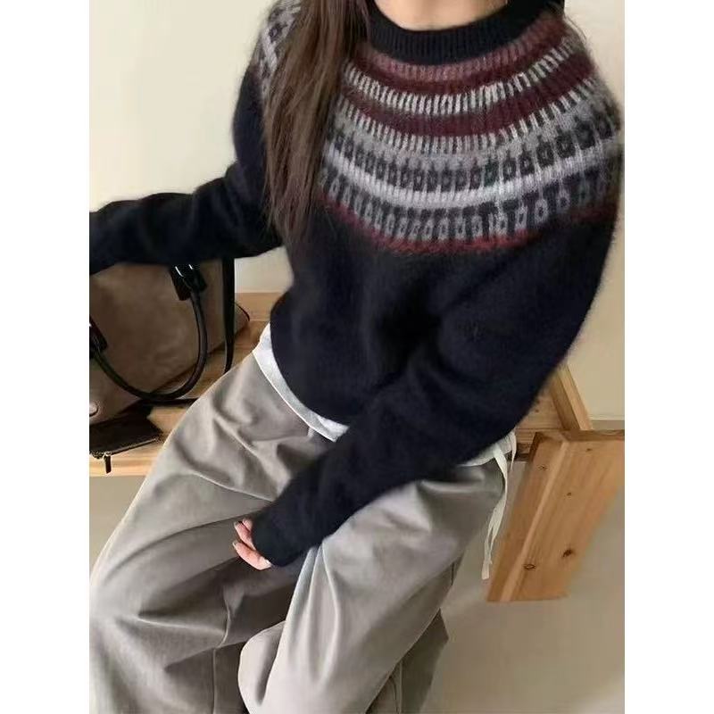 【运费补贴】藏青色羽毛风女北欧风圆领毛衣针织衫套头显瘦外套