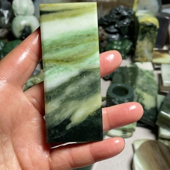 【闪购商品】独山玉珠宝半成品未镶嵌大**情