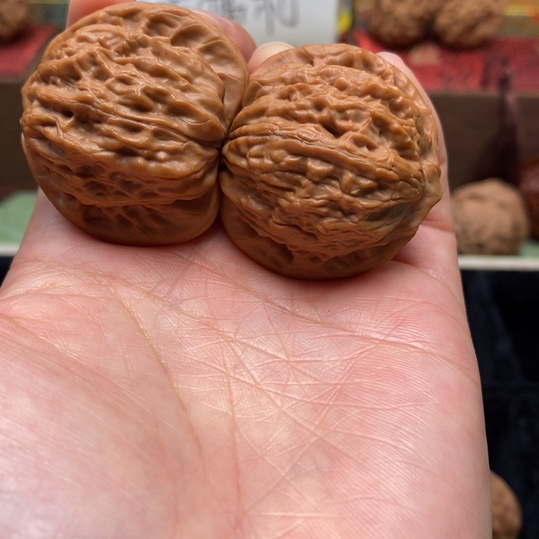 桃核吊坠公子帽手把件