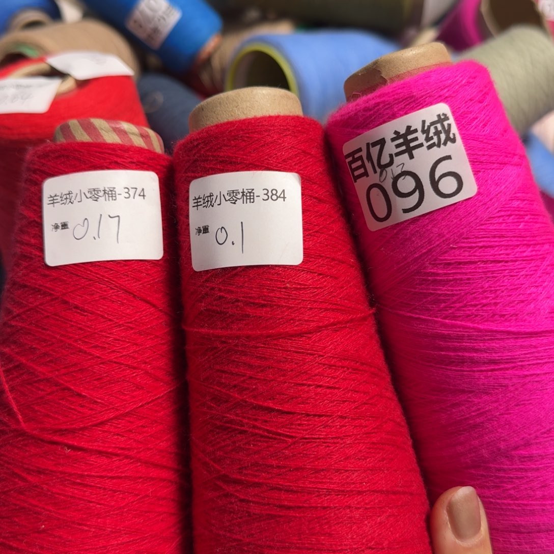 这几位朋友在做着做一份的饭都要