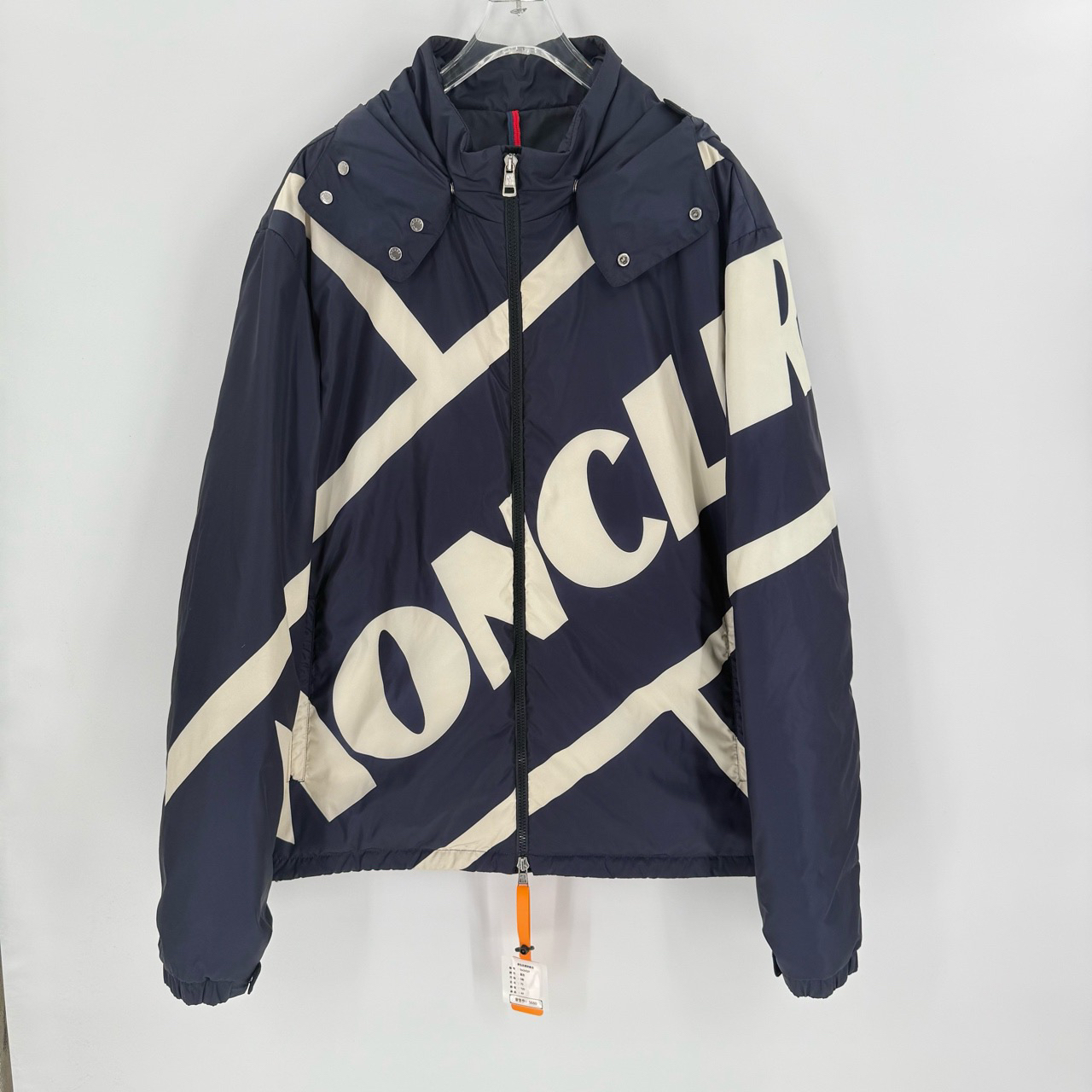 99新 MONCLER 蒙口  藏青色可拆卸大logo印花羽绒服/5码/Sw24529
