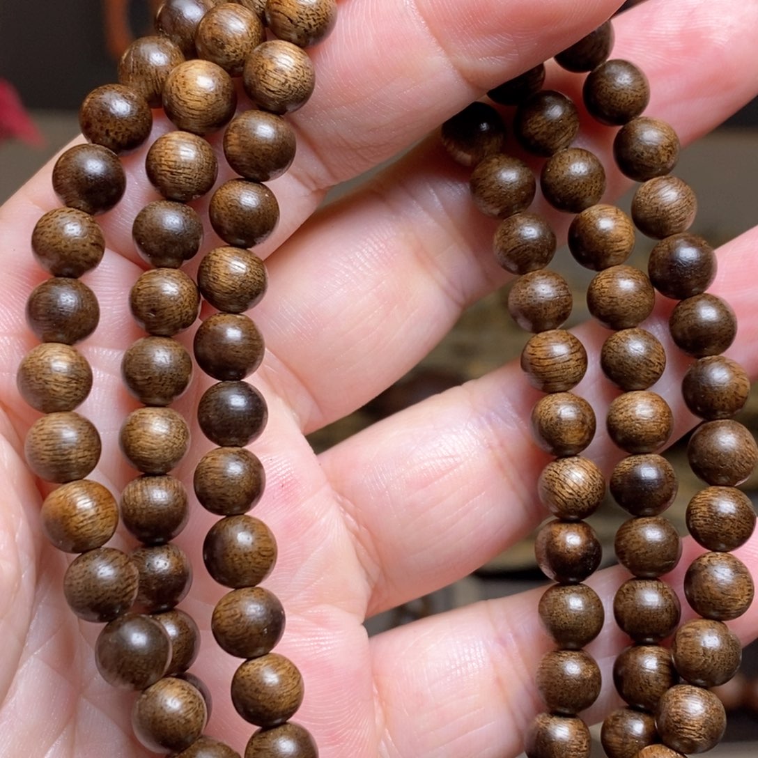 沉香手串越南芽庄绿奇楠06×108