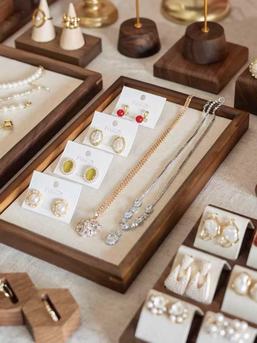 铜合金锆石耳饰 新款时尚百搭合成锆石耳饰 念名字下单