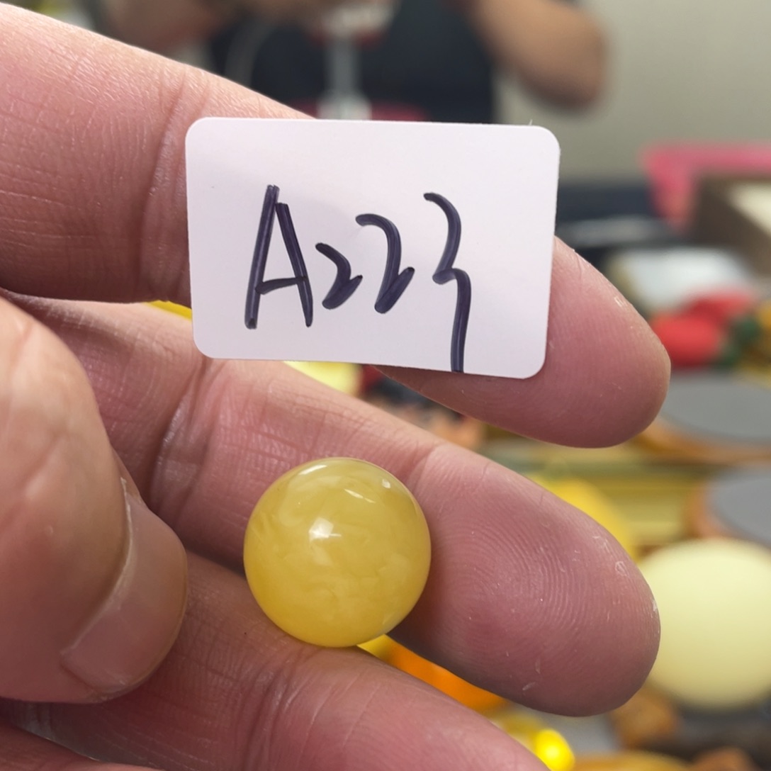 手链琥珀未镶嵌多样性发，发其中一件