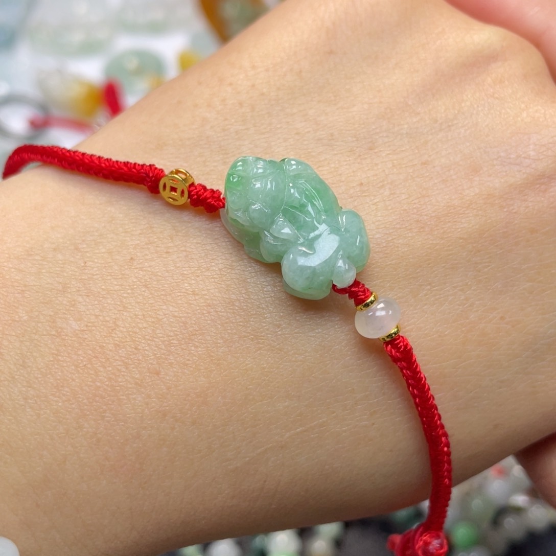 翡翠挂件未镶嵌5899999999