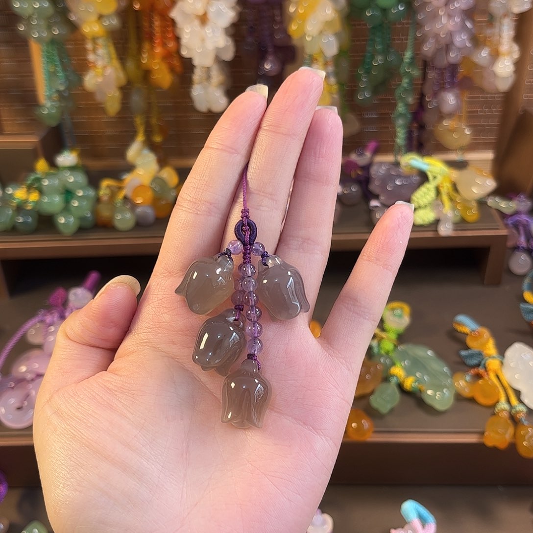 叶****玛瑙/玉髓未镶嵌车挂福利款手机链