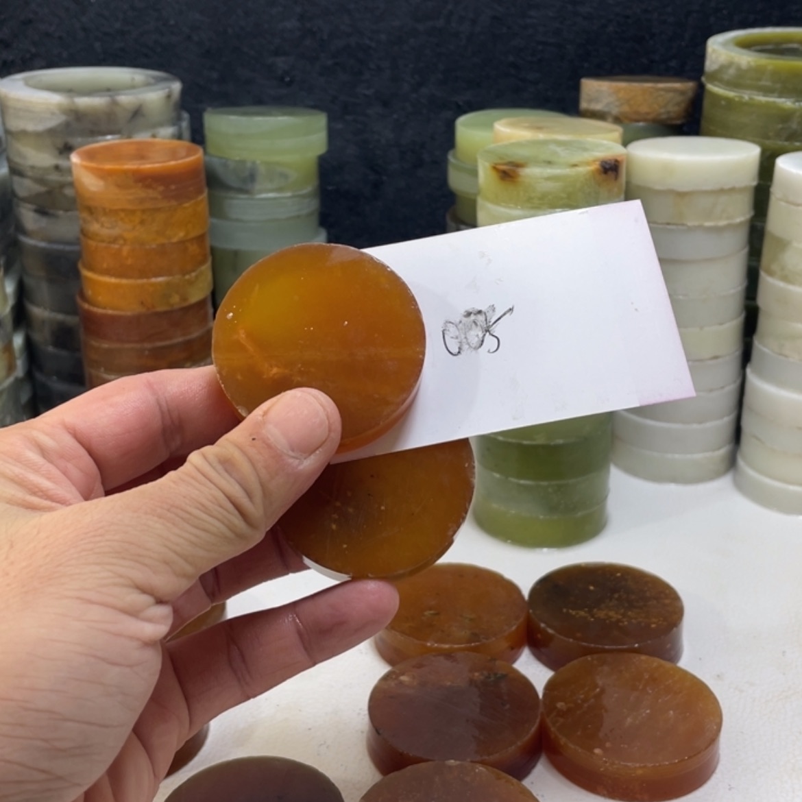 【闪购商品】蛇纹石玉珠宝半成品未镶嵌心*