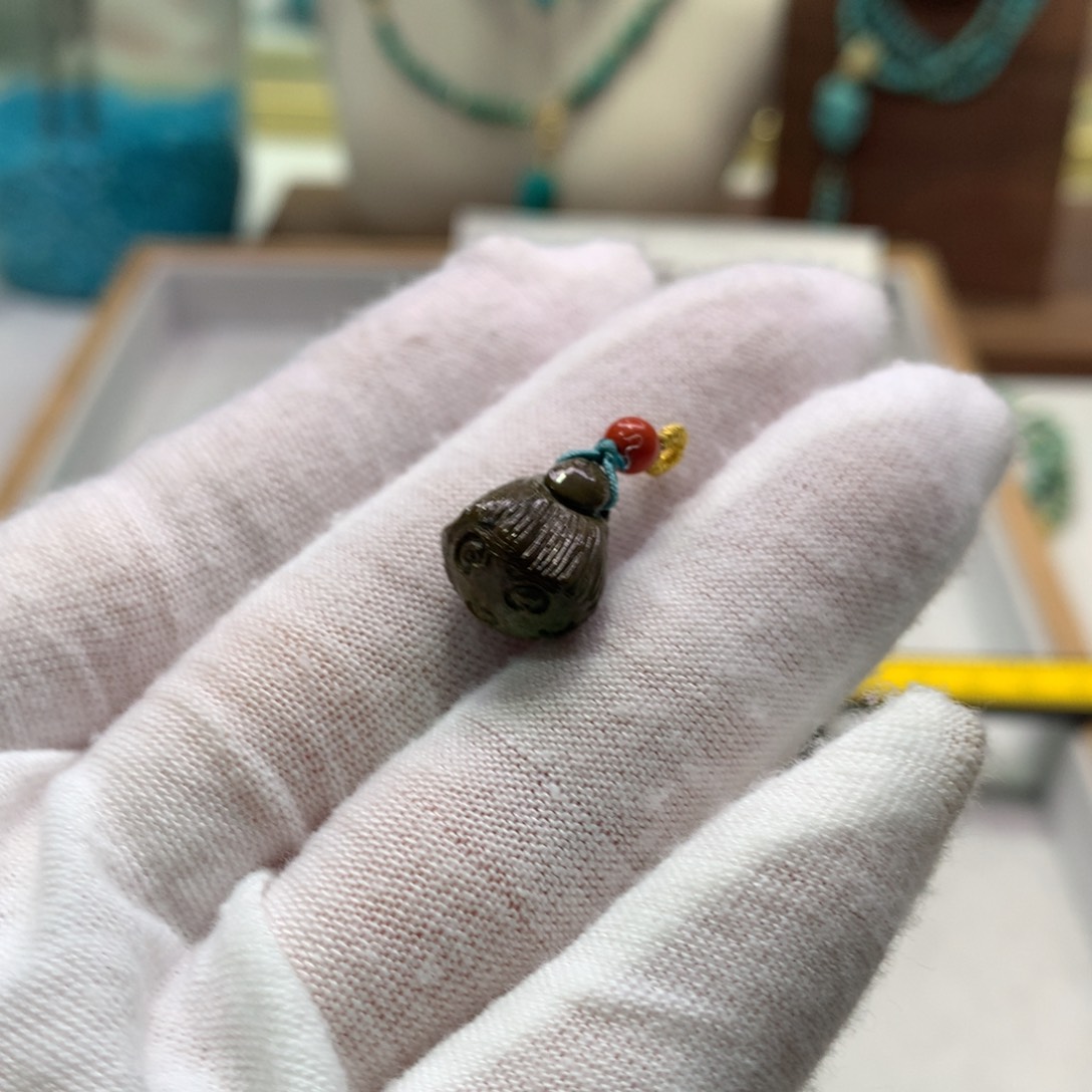 绿松石未镶嵌配饰