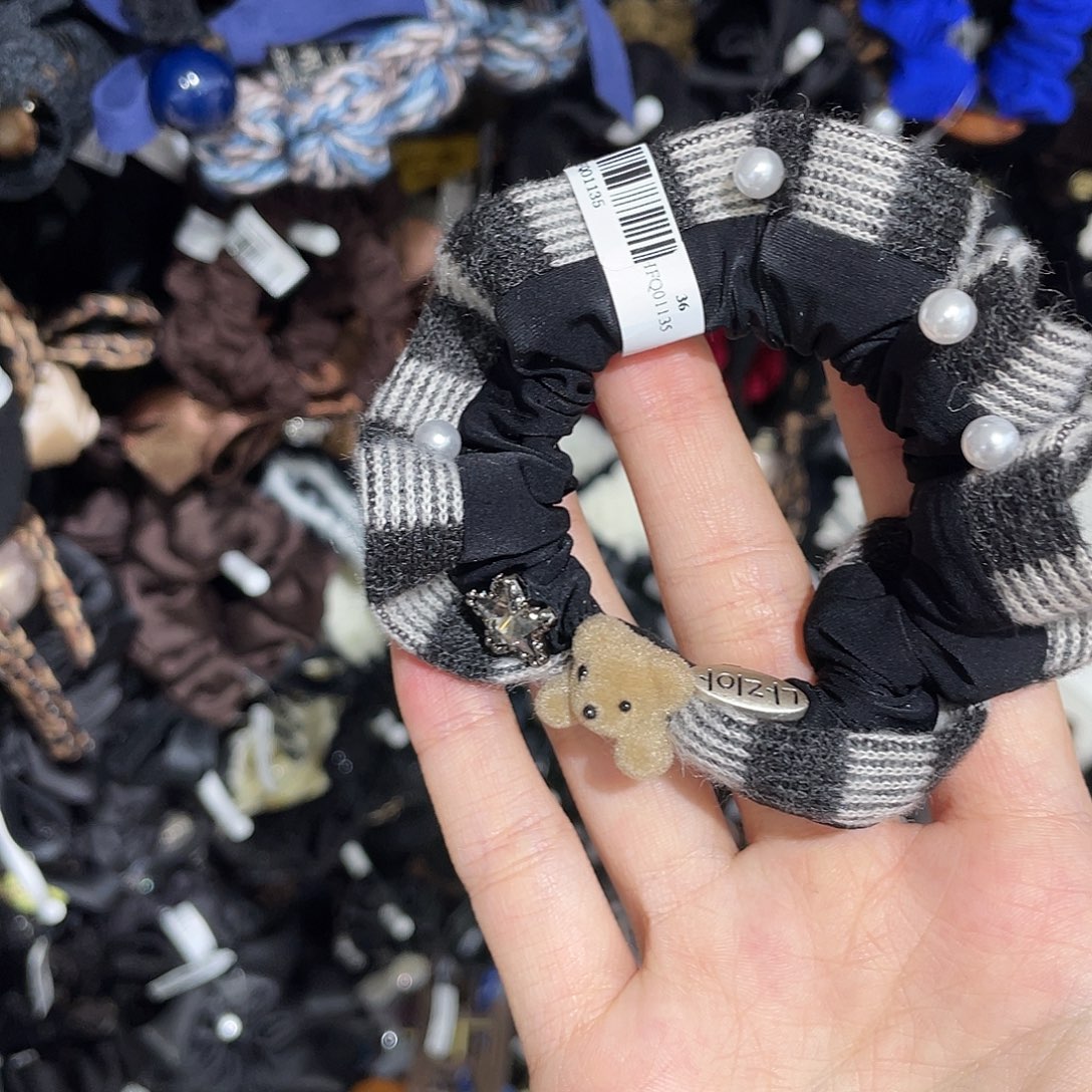 布艺非金属泡菜黑白格小熊面膜