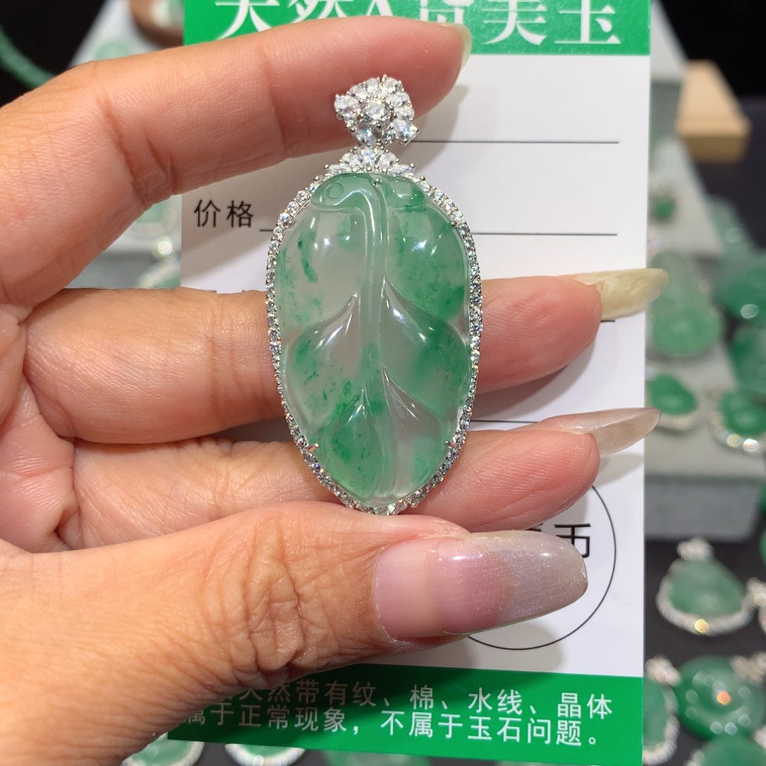 颈饰银S925镶嵌石英质玉（非洲翠）静*
