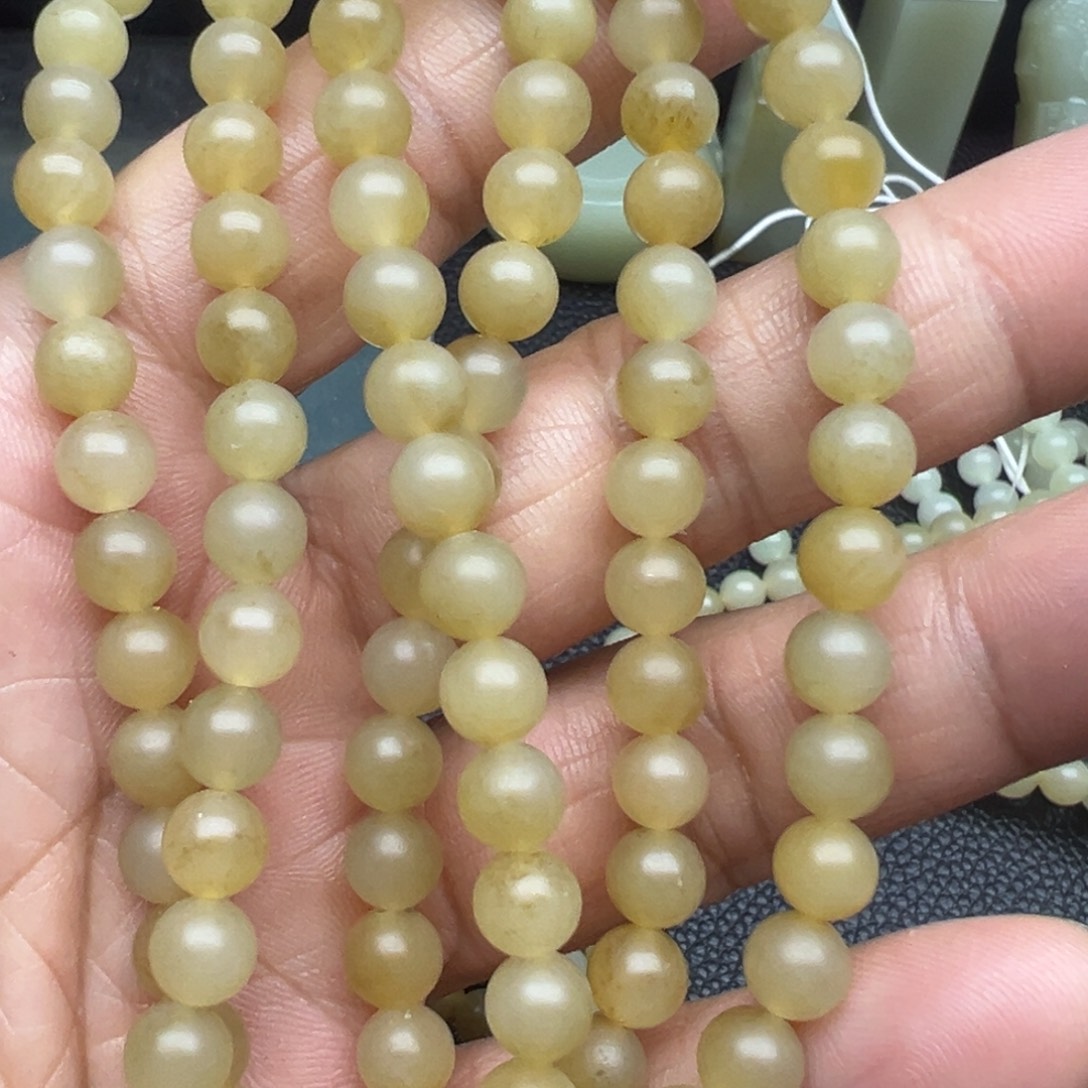 和田玉（糖玉）未镶嵌项链