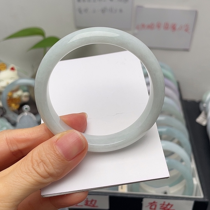 翡翠未镶嵌手镯51.3正圈