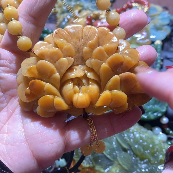 岫玉毛衣链未镶嵌