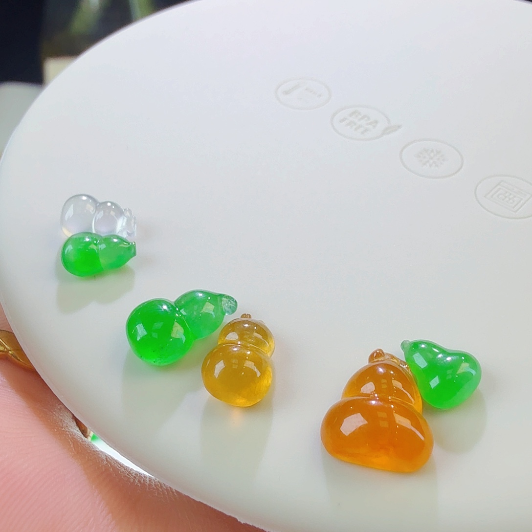 翡翠裸石多样性发其一