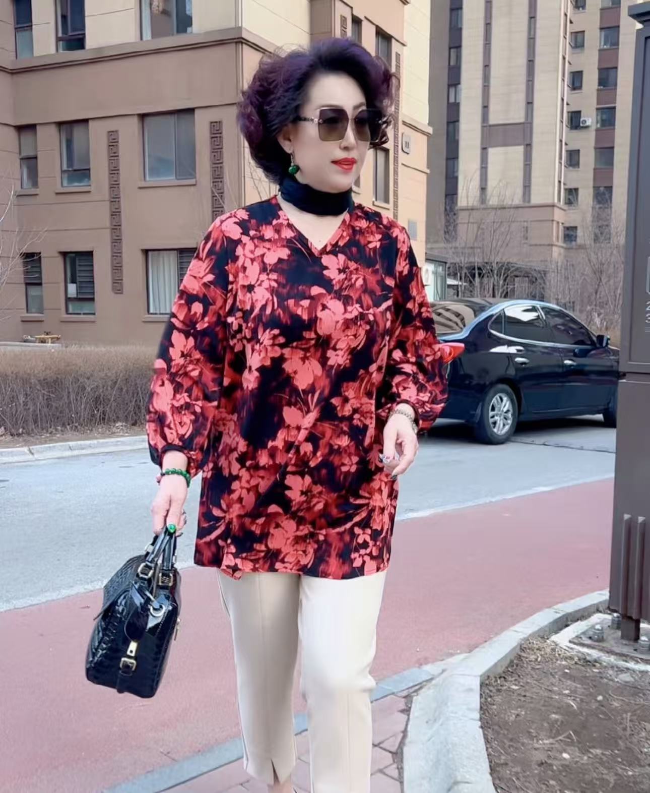 【敏敏家】2025春夏新款女装洋气小衫妈妈装百搭上衣打底衫