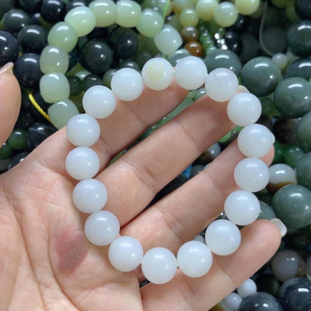 和田玉手链未镶嵌