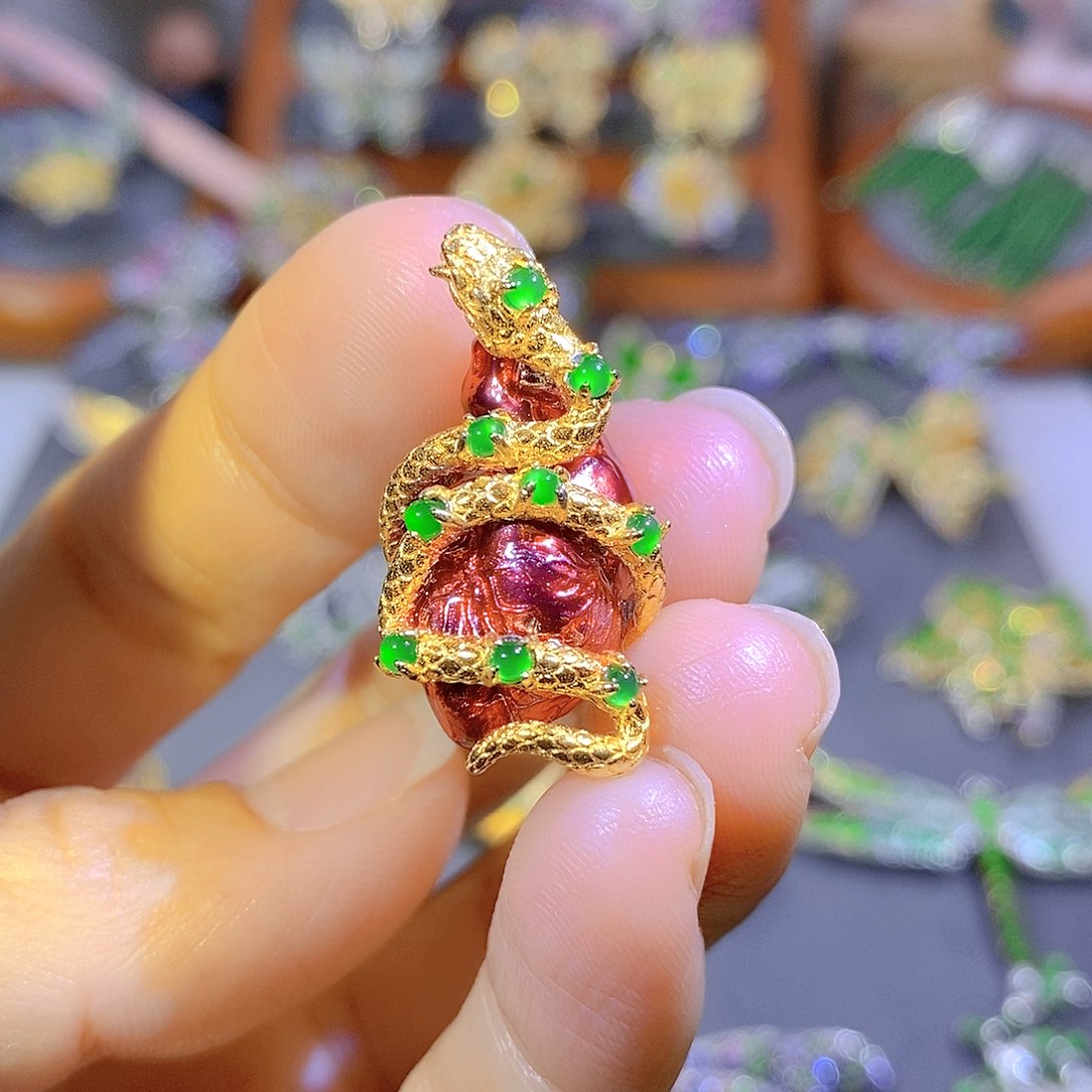 颈饰银S925镶嵌翡翠