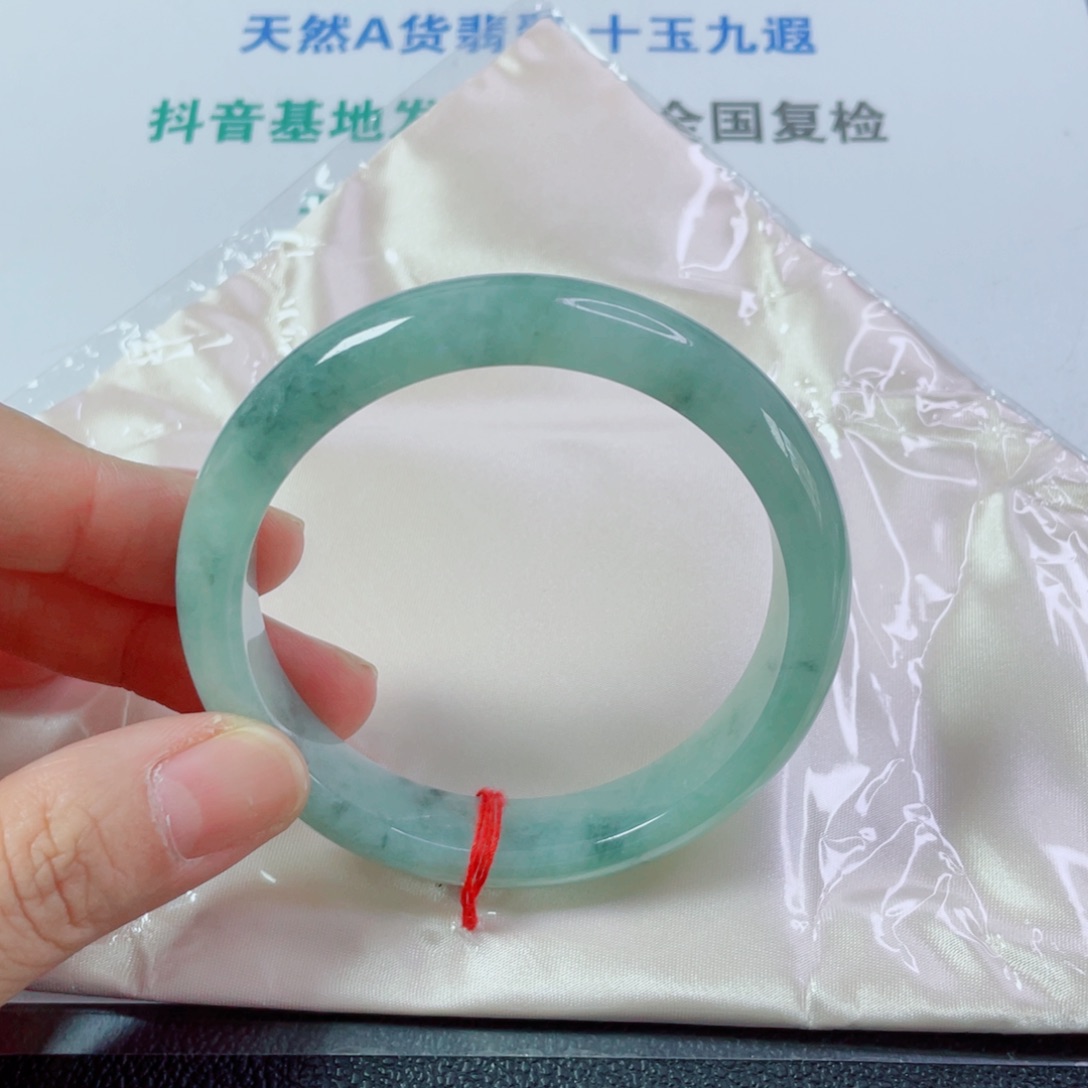 暗***颖未镶嵌手镯翡翠天然
