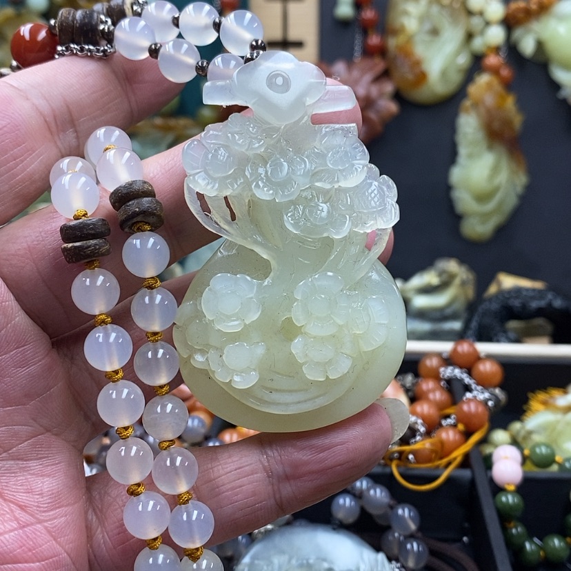 【闪购商品】蛇纹石玉吊坠未镶嵌