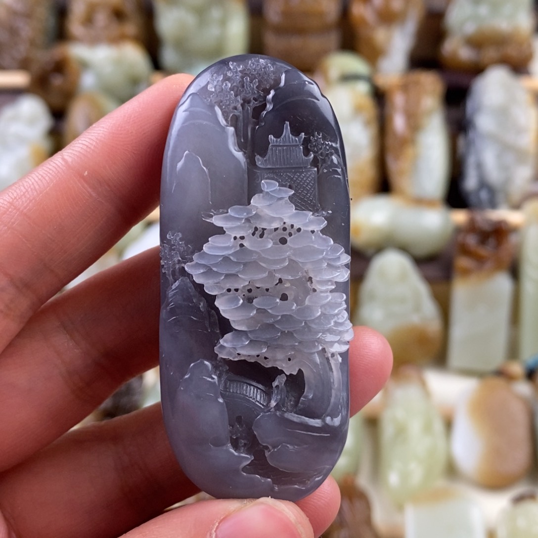 和田玉颈饰未镶嵌