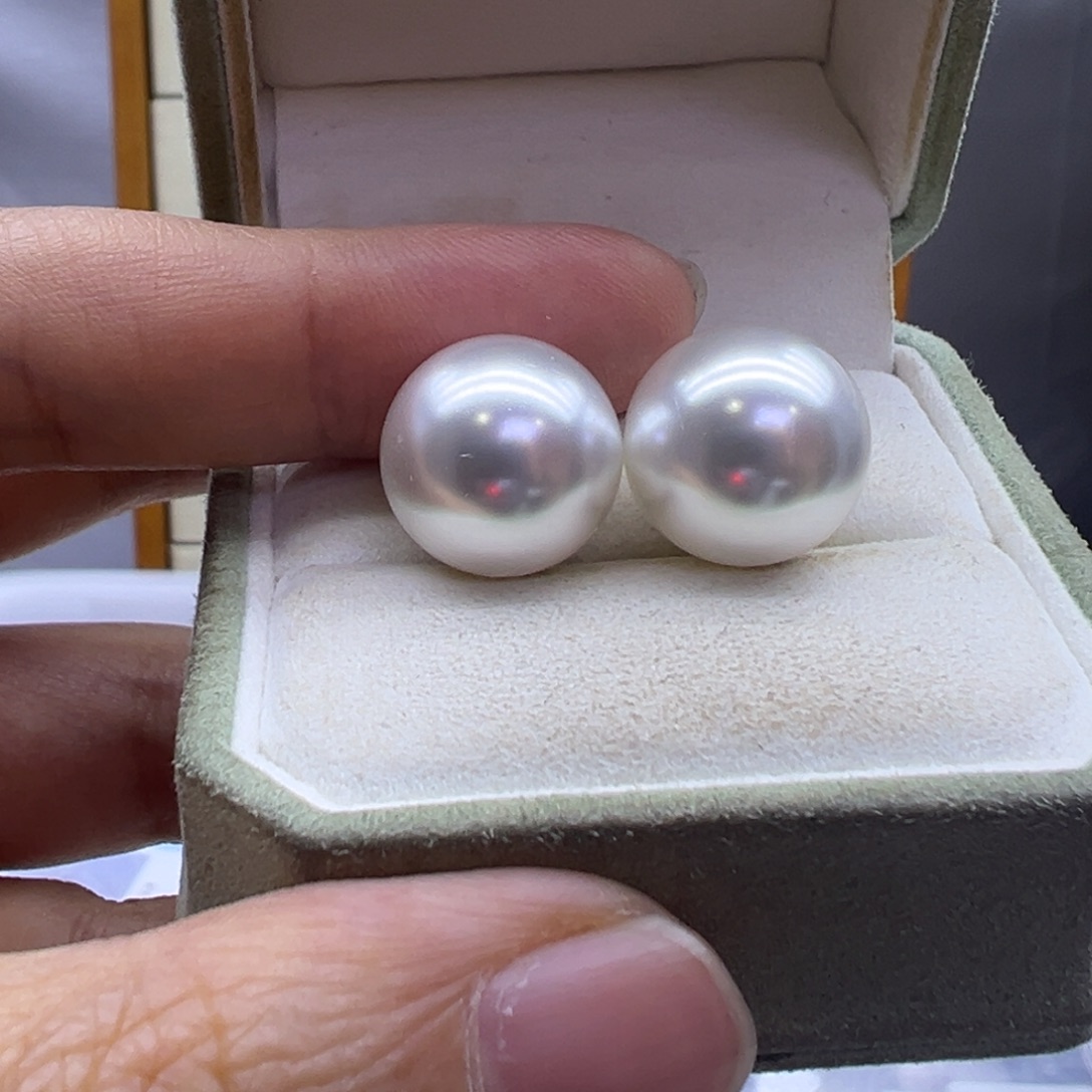 淡水珍珠银S925镶嵌耳饰