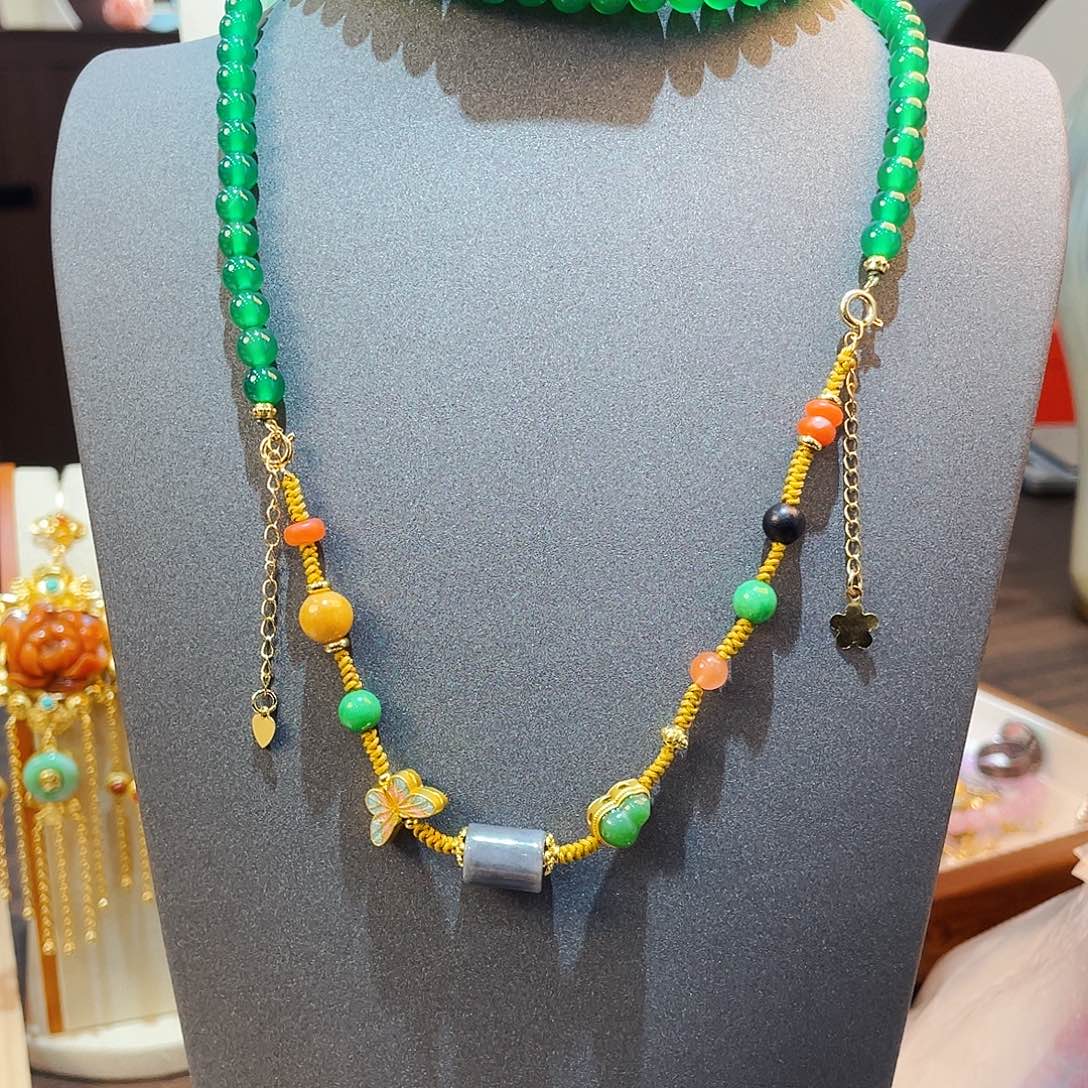 玛瑙/玉髓颈饰未镶嵌颈饰