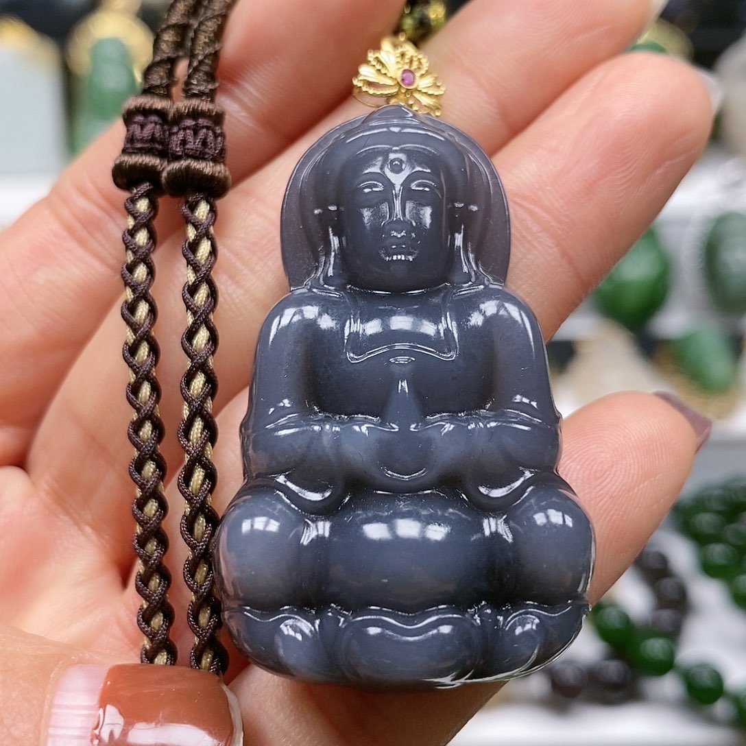 和田玉颈饰18K金镶嵌