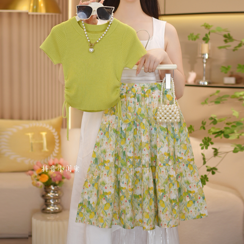 【闺蜜家】女童2025夏季新款时尚针织短袖T恤碎花公主长裙套装-8531