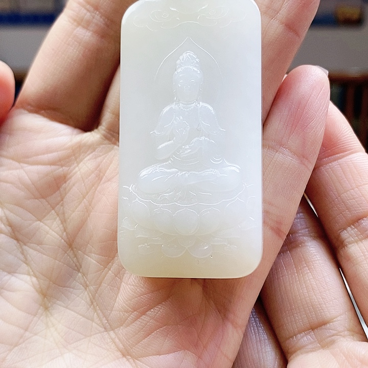 【闪购商品】颈饰未镶嵌和田玉