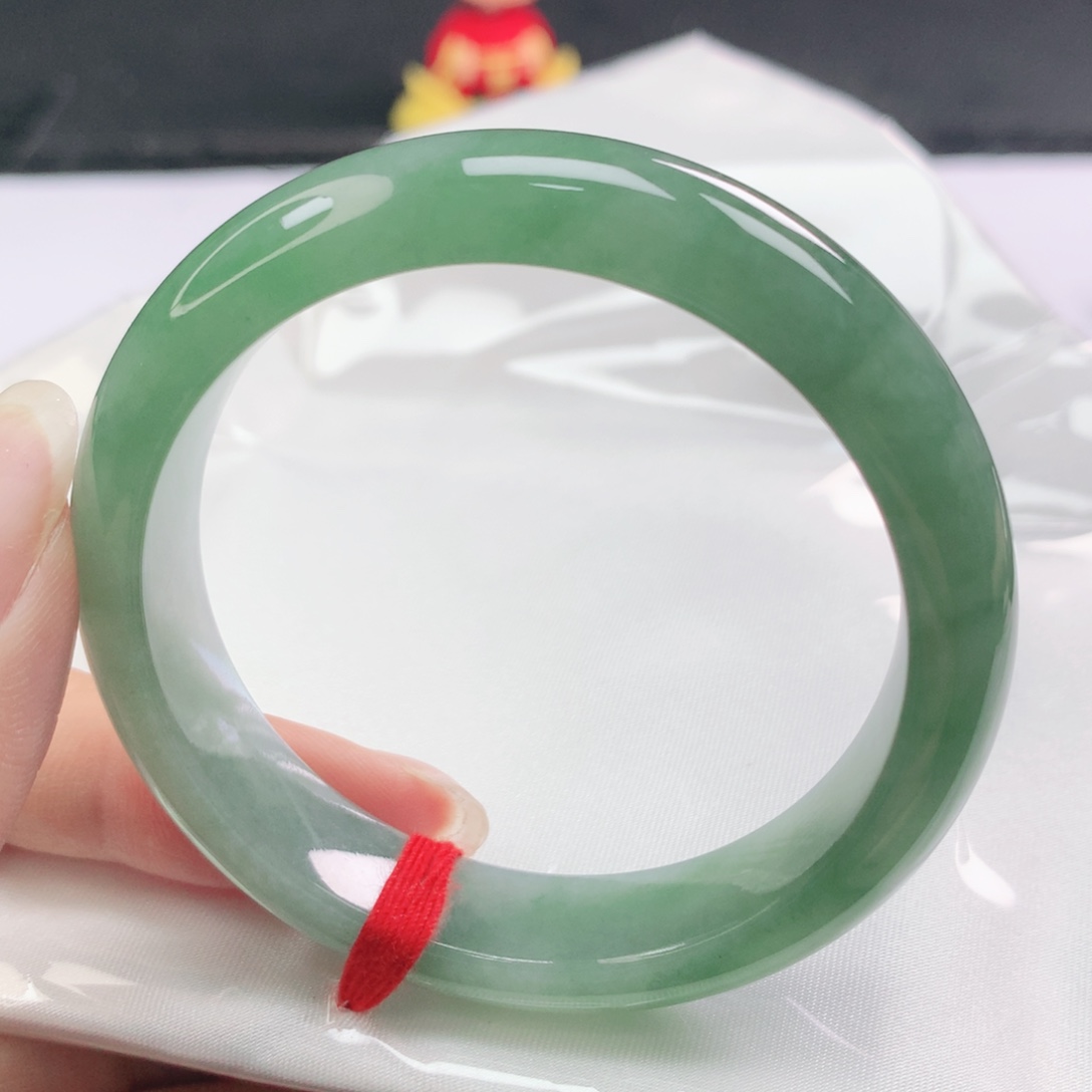 翡翠未镶嵌手镯翡翠50.8满绿正圈