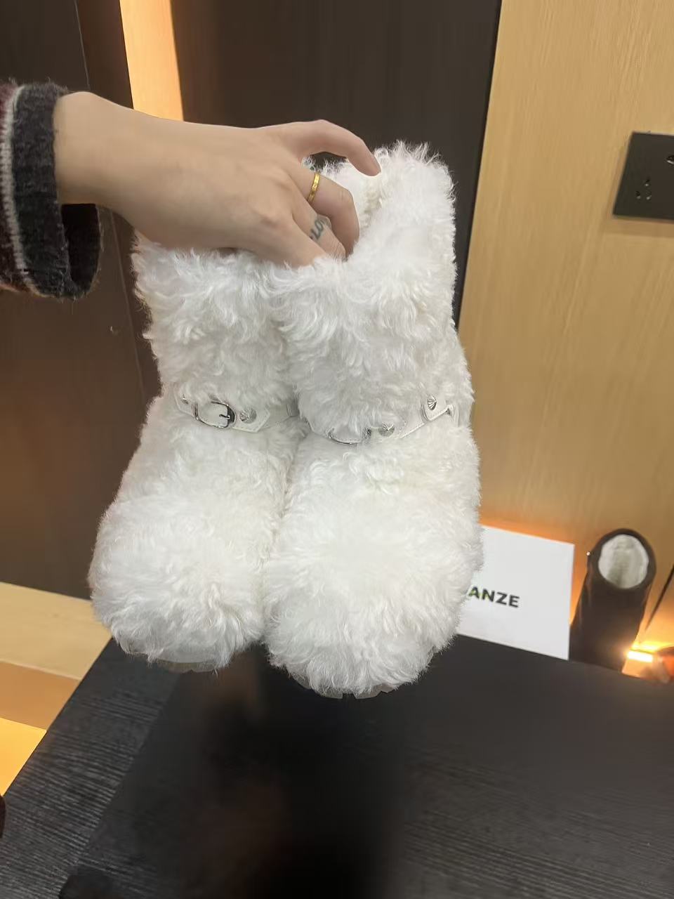 雪地靴女2025冬季新款加厚保暖套筒棉靴防滑耐磨休闲女生毛毛靴子