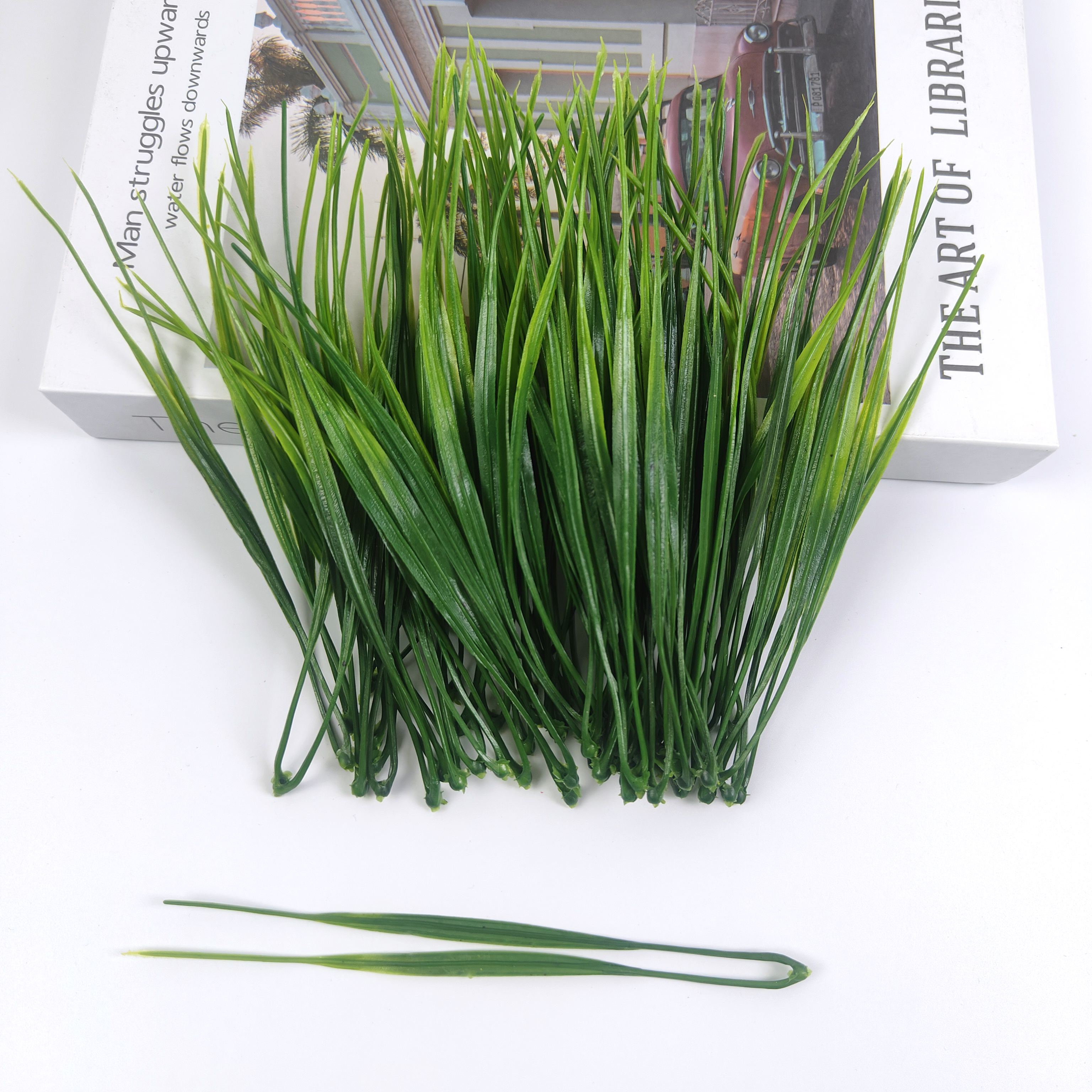 仿真绿植小春草植物墙壁装饰摆件假水草鱼缸造景塑料小草仿真叶子