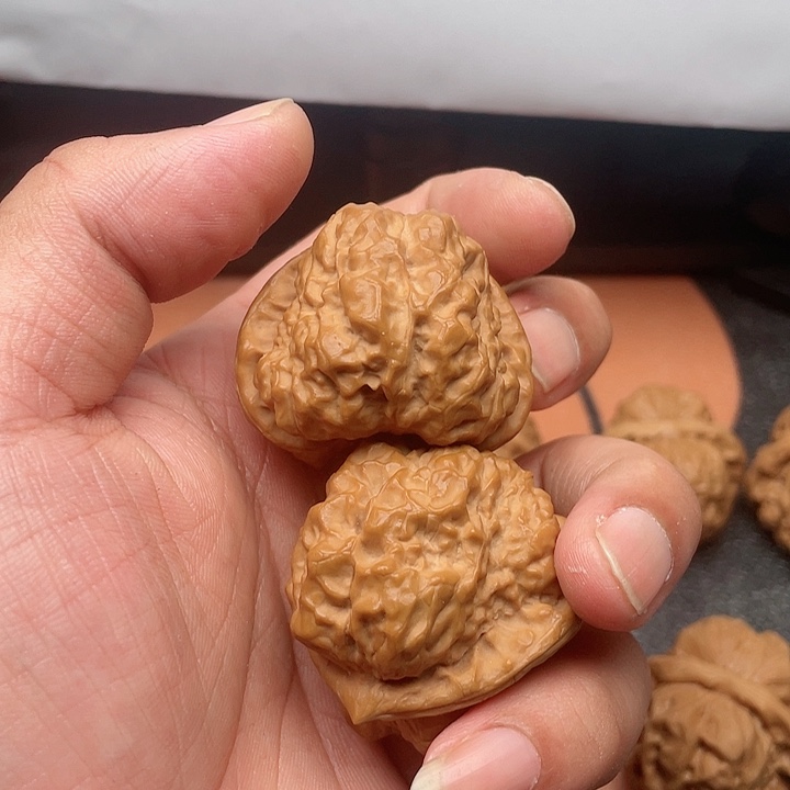 桃核吊坠瑶****c扭转文玩蛤蟆头