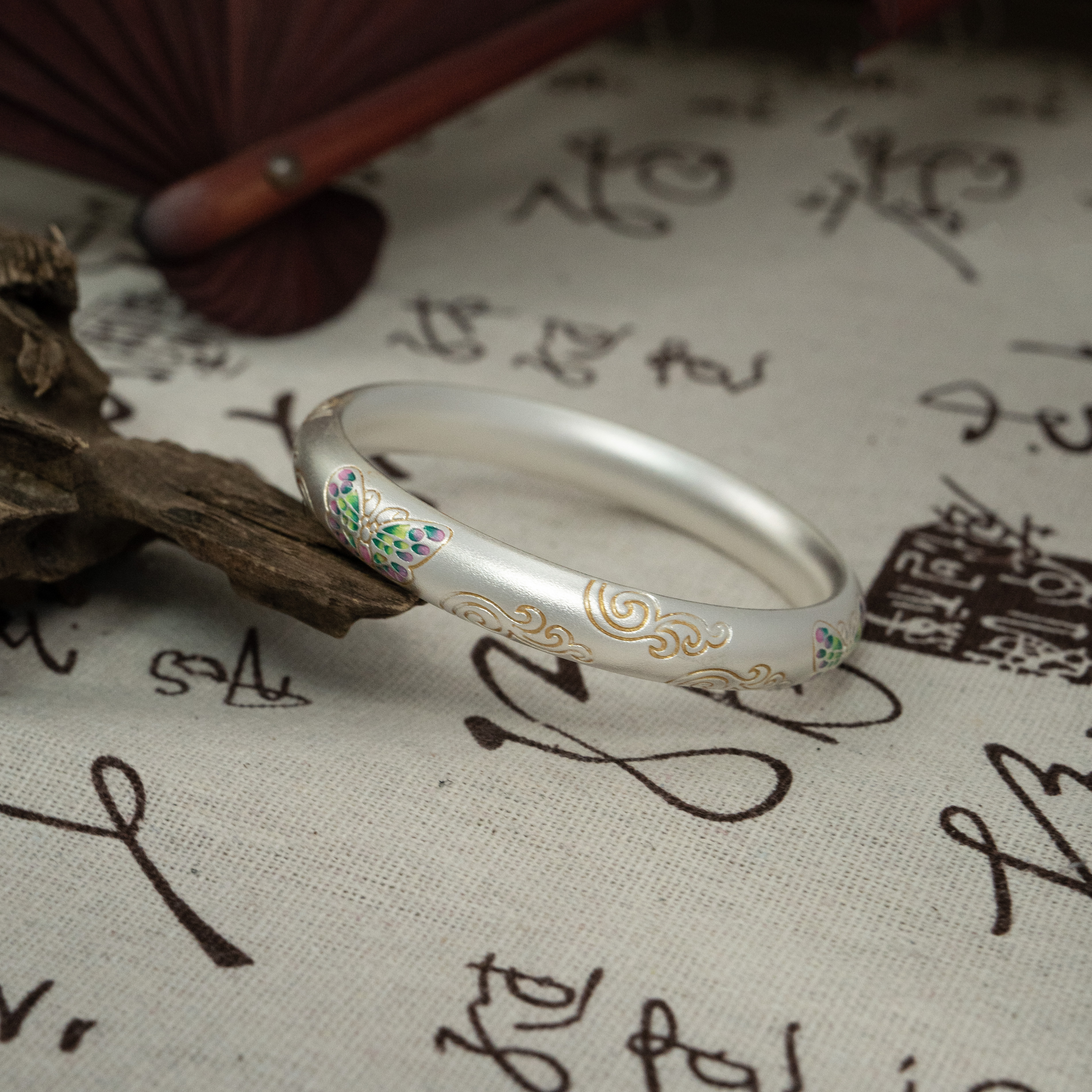 足银手镯 古法珐琅蝴蝶祥云手镯（中空厚壁）/31克/足银999.9