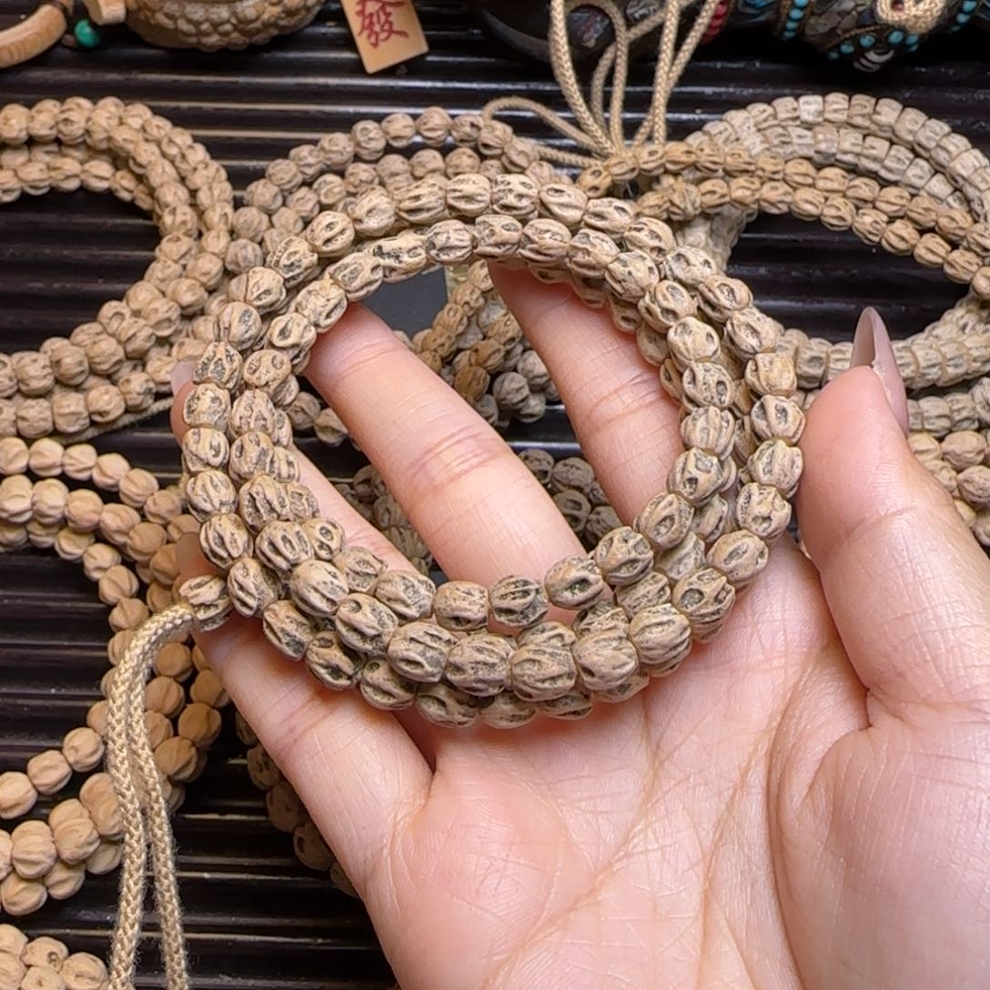 柏香籽/百香籽吊坠必*王