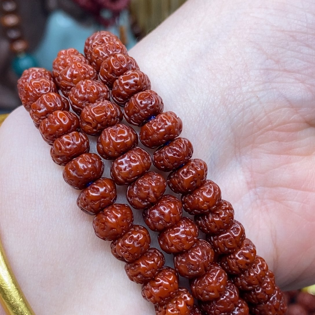 金刚菩提吊坠8mm玉化飞碟108