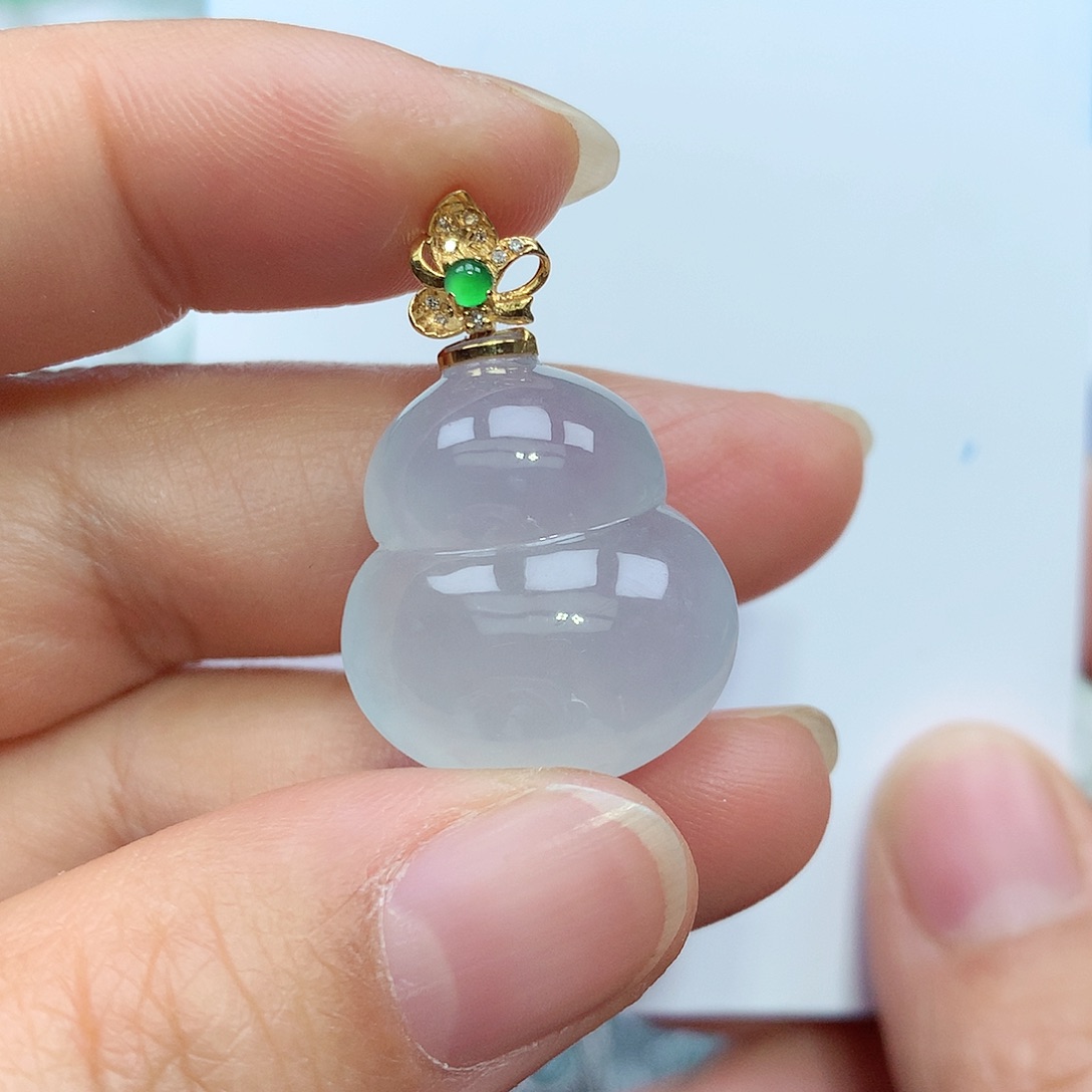 翡翠颈饰18K金镶嵌葫芦