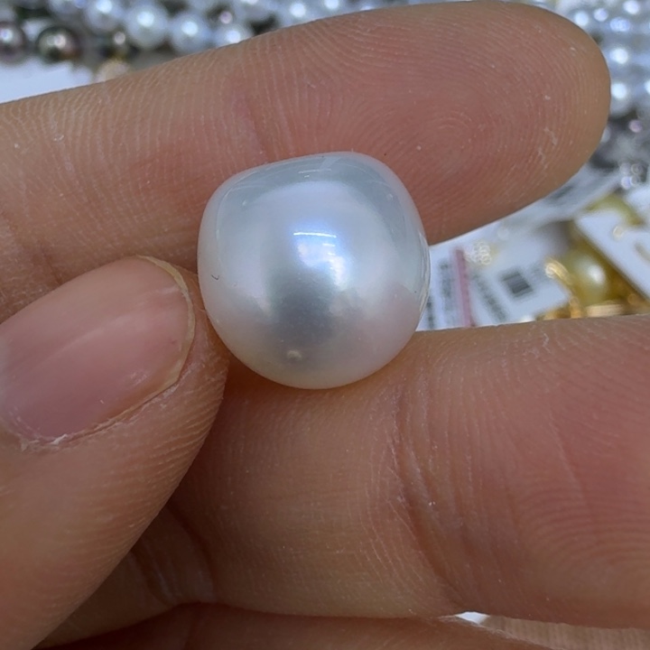 宸***麻海水珍珠颈饰未镶嵌