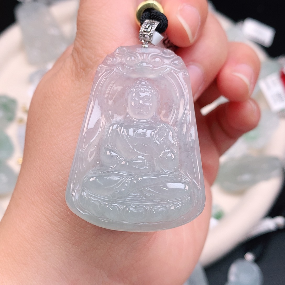 翡翠颈饰18K金镶嵌冰胶大日如来48*34^6