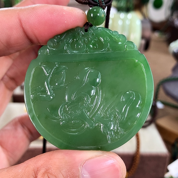 和田玉（碧玉）未镶嵌颈饰