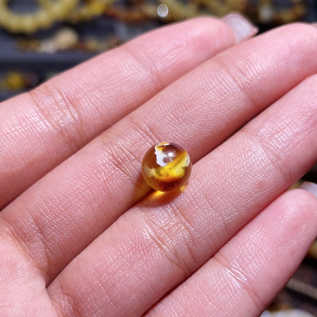 蜜蜡裸石未镶嵌福利