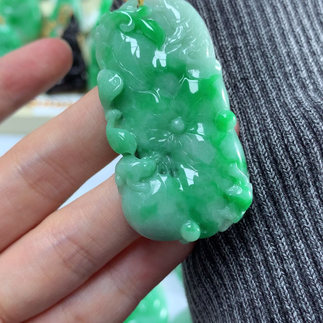 翡翠18K金镶嵌吊坠(不含链)